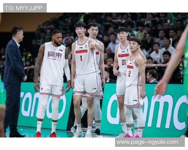 CBA东莞队与四川队激战正酣谁能在这场较量中笑到最后